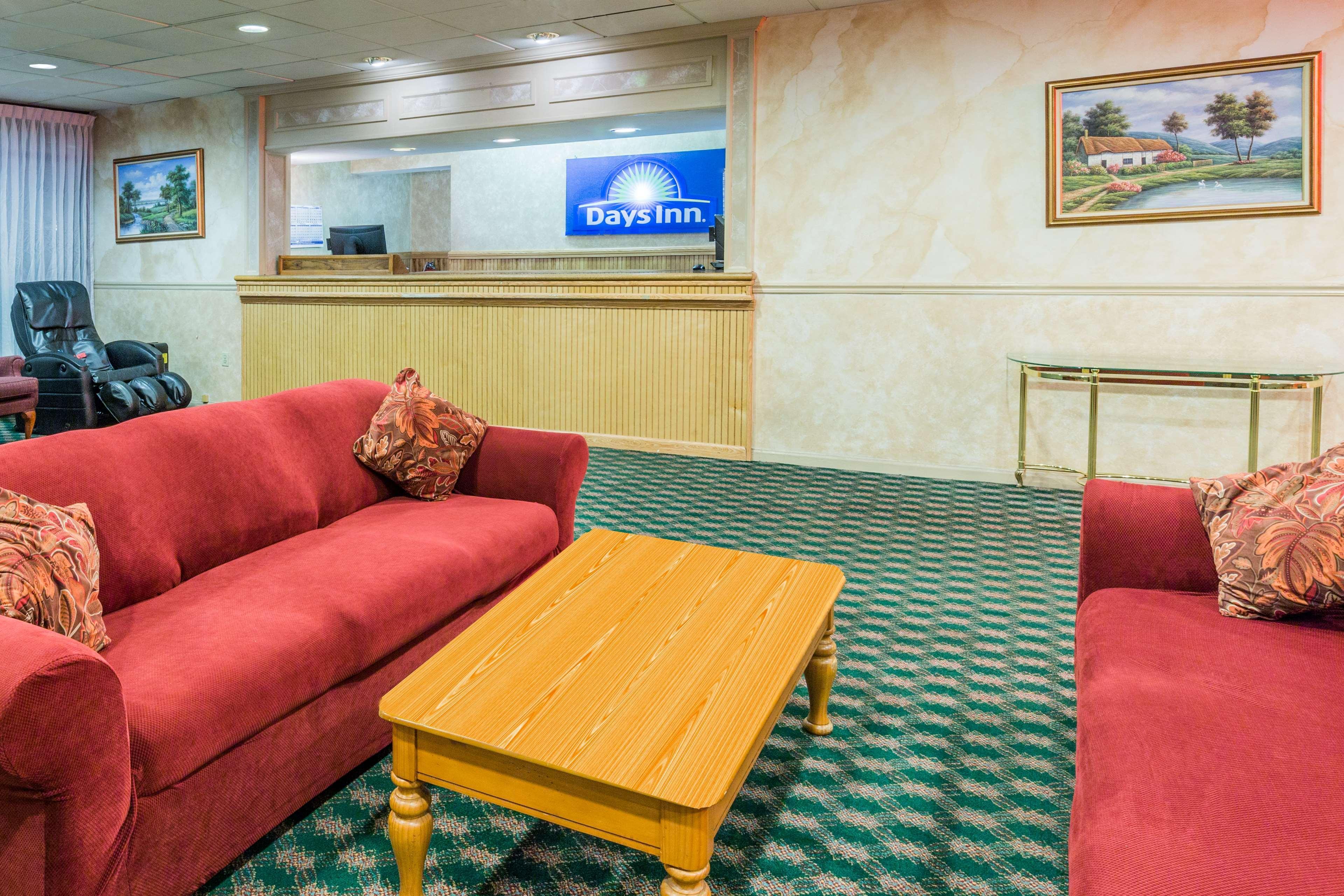 Days Inn East Stroudsburg Kültér fotó