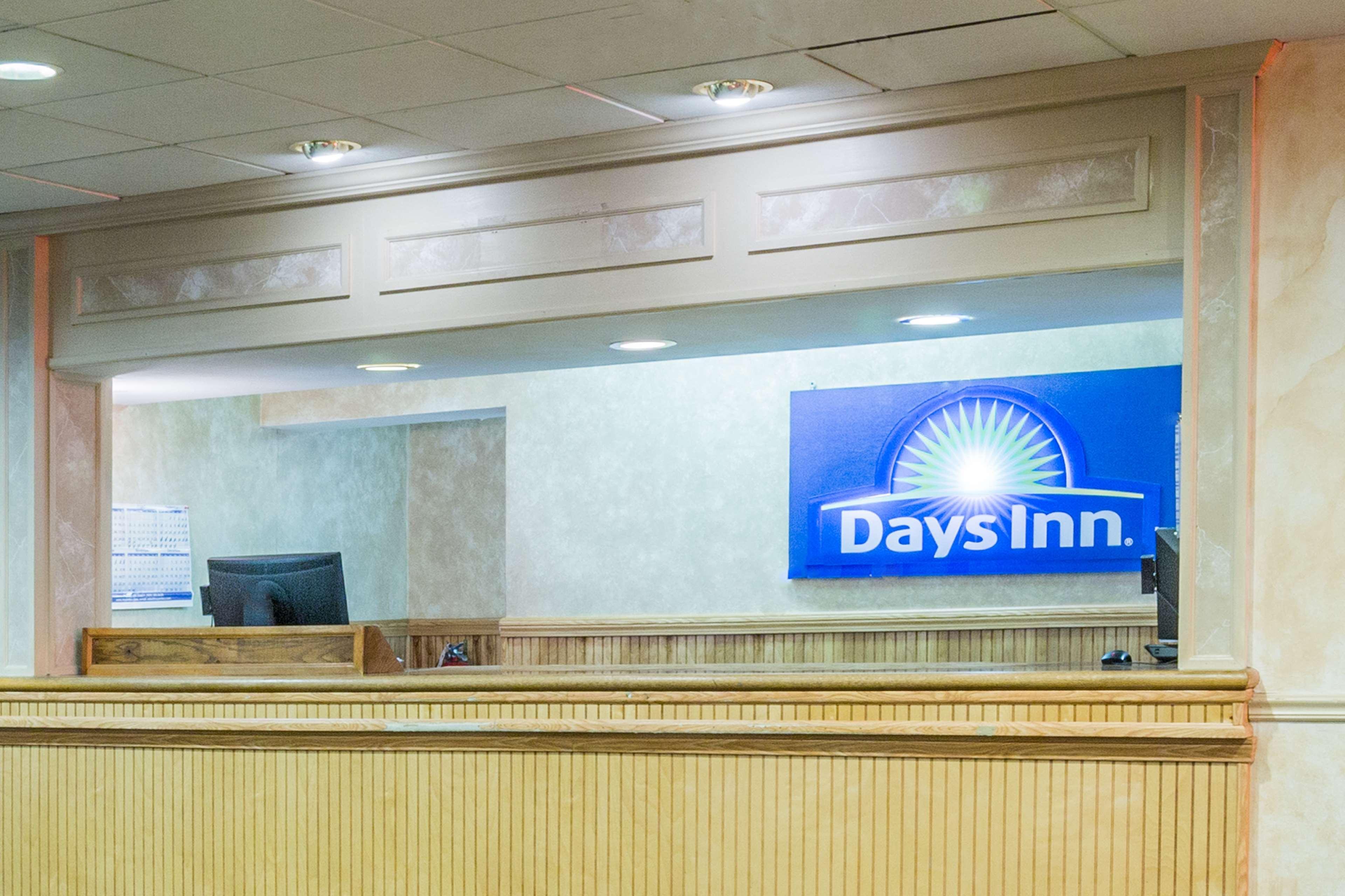 Days Inn East Stroudsburg Kültér fotó