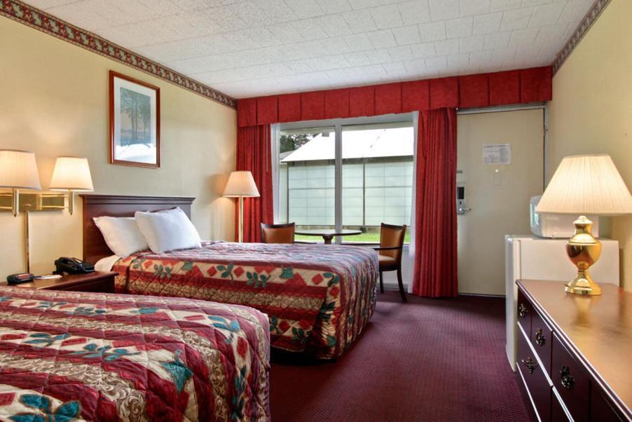 Days Inn East Stroudsburg Szoba fotó
